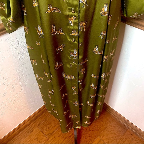 Zara Novelty Tiger Print Button Down Midi Shirt Dress EUC Size Large - Picture 7 of 14